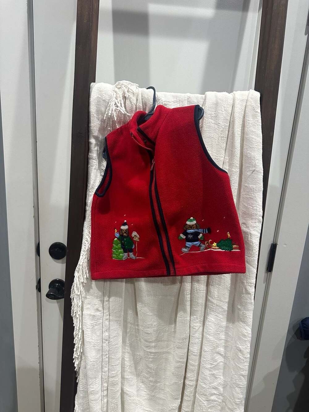 Great Guy Fleece Christmas Vest Size 5/5 Red Holiday Dog Embroidered